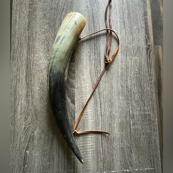 Accessories Viking Drinking Horn W Leather Strap Renaissance Faire